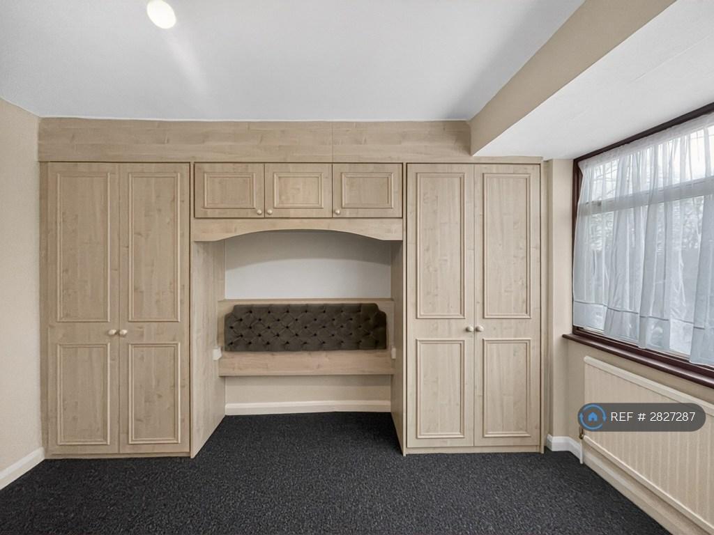 Main Bedroom 1