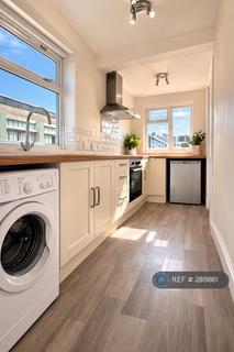 2 bedroom semi-detached house to rent, Malvern Road, Swindon, SN2