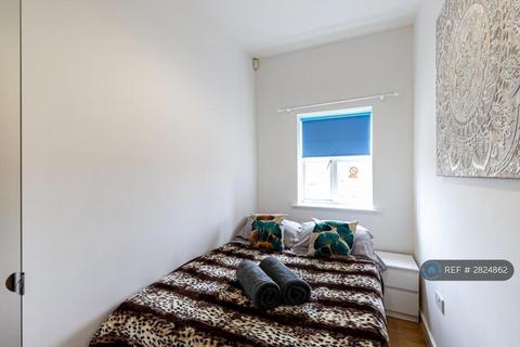 undefined, Houston Gardens, Great Sankey, Warrington, WA5