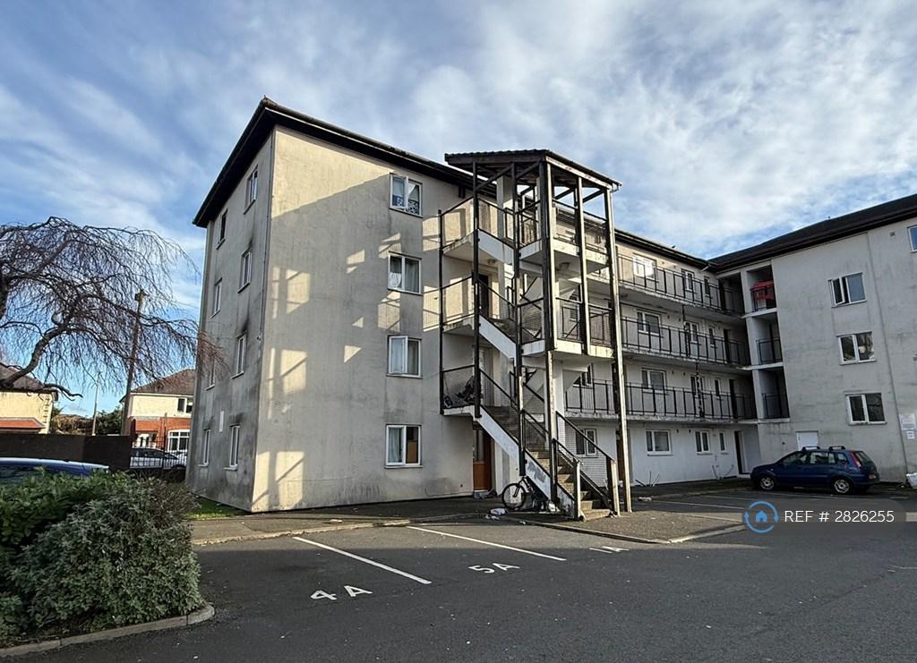 18 Conway House, Samuel Street