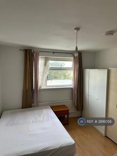 2 bedroom flat to rent, Salisbury Road, Hounslow, TW4