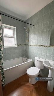 1 bedroom in a house share to rent, Lansdowne Road, London, E17
