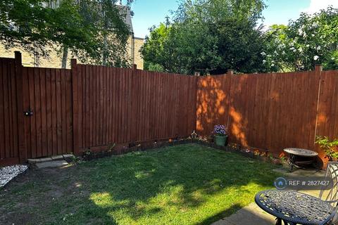 1 bedroom flat to rent, Berrylands Road, Surbiton, KT5