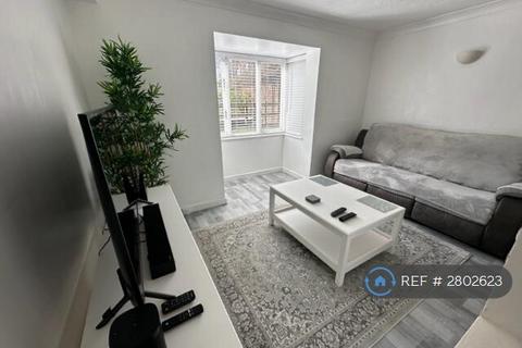 undefined, Banner Close, Purfleet, RM19