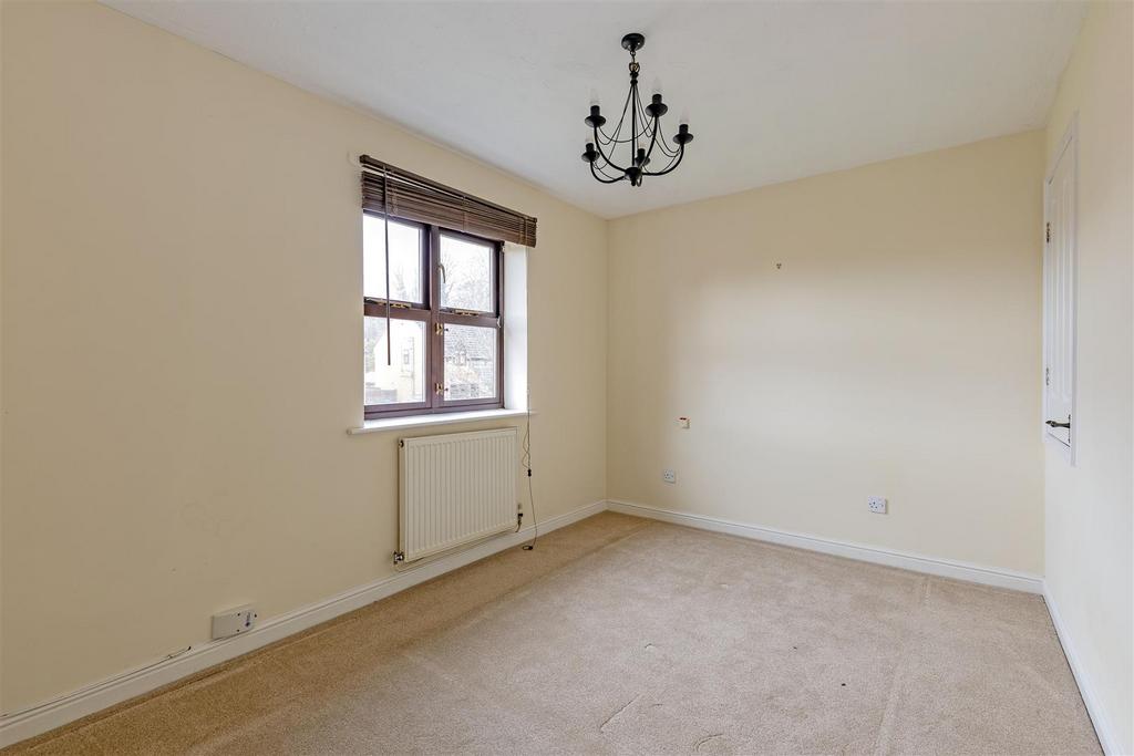Bedroom 1-1.jpg