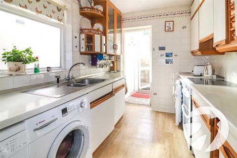 4 bedroom semi-detached house for sale, Park Crescent Road, Erith, DA8