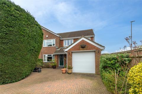 5 bedroom semi-detached house for sale, Ditchling Close, Bedfordshire LU2