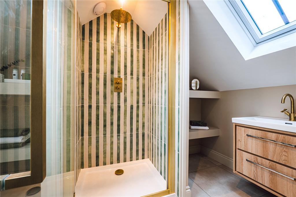 Ensuite Shower