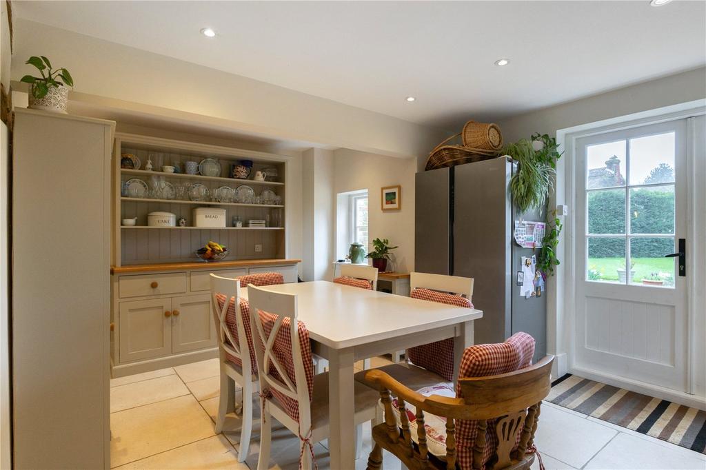 Kitchen/Breakfast
