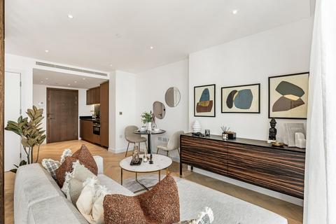 undefined, Landmark Pinnacle, 15 Westferry Road, London, E14