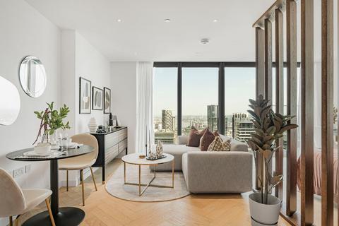 undefined, Landmark Pinnacle, 15 Westferry Road, London, E14