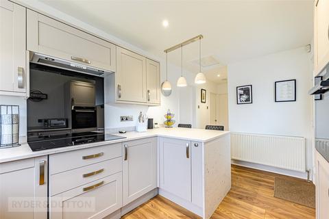 2 bedroom bungalow for sale, Stratton Road, Brighouse, West Yorkshire, HD6