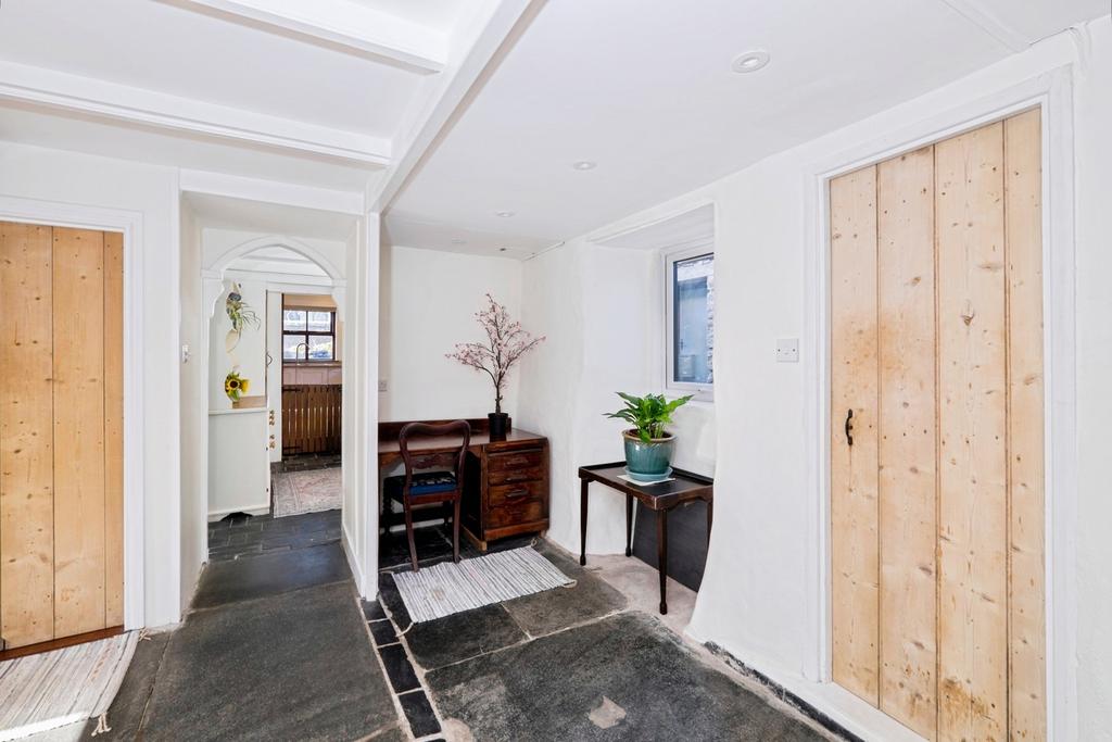 Pbox-IMG.jpg
