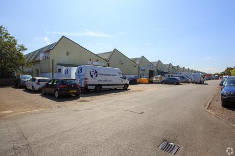 Distribution warehouse for sale, 166 Feltham Rd Ashford TW15 1YQ
