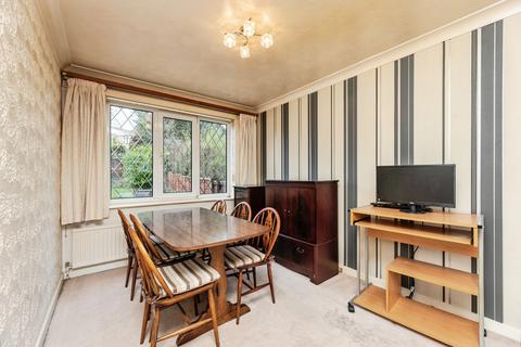 3 bedroom detached house for sale, Acacia Drive, Castleford, WF10