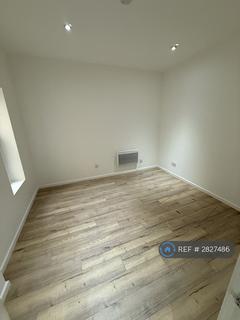 1 bedroom flat to rent, Streatham High Road, London, SW16