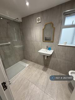 1 bedroom flat to rent, Streatham High Road, London, SW16