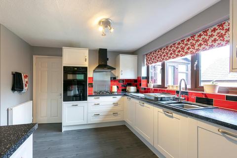 4 bedroom detached house for sale, Tamar Drive, Woodsetton, DY3
