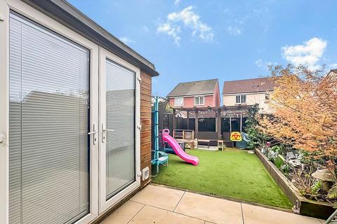 3 bedroom terraced house for sale, Babdown Close Kingsway, Gloucester GL2