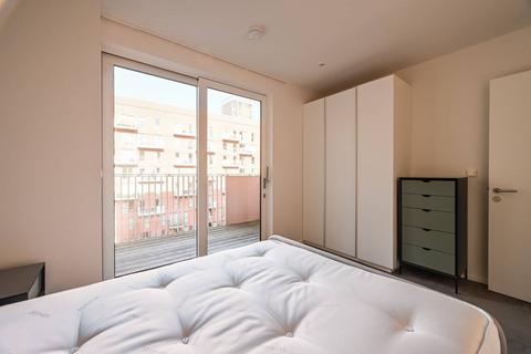 3 bedroom flat to rent, Fortuna House, East Village, Stratford, London, E20