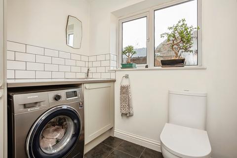 undefined, West End Close, Nottingham, NG13