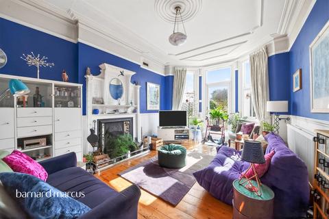 4 bedroom house for sale, Elvendon Road, London