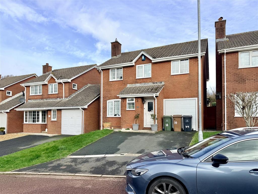 St maurice view, plympton, plymouth pl7 1 fq