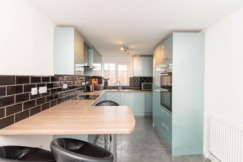 3 bedroom terraced house for sale, Masson Close, Chesterfield S40