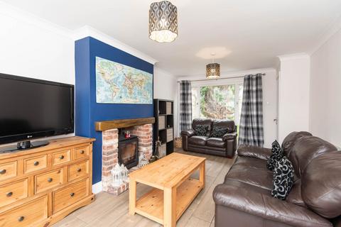 3 bedroom terraced house for sale, Masson Close, Chesterfield S40