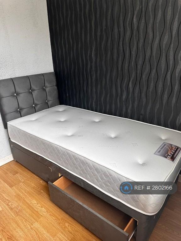 Bed Room 3