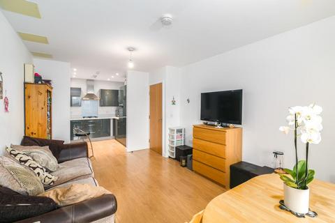 1 bedroom flat for sale, Watermill Lane, London