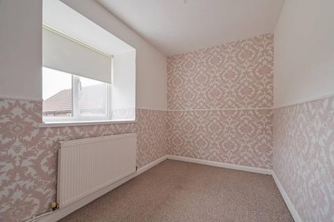 2 bedroom maisonette to rent, Leamouth Road, Beckton, London, E6