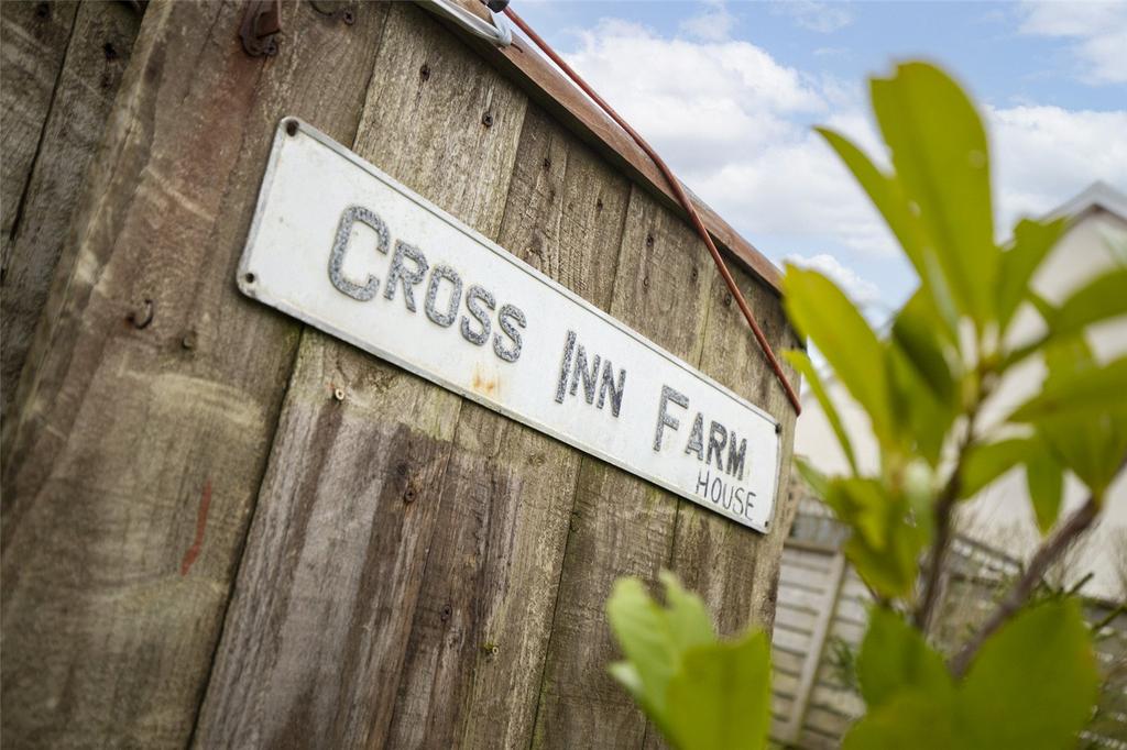 Cross Inn Farm