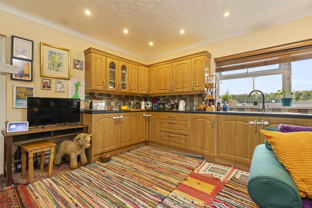 Kitchen 3