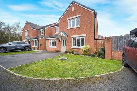 4 bedroom detached house for sale - Ffordd Cadfan, Bridgend CF31