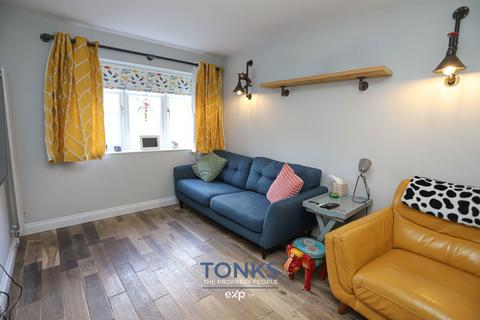 4 bedroom semi-detached house for sale, Stockwell Avenue, Brierley Hill DY5