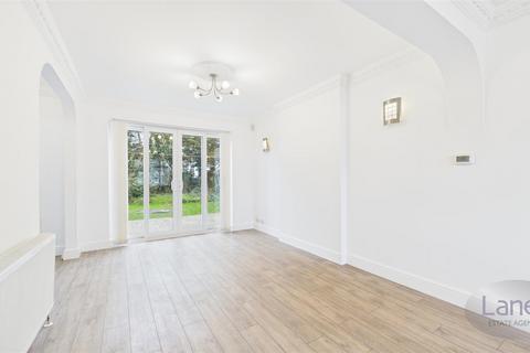 undefined, Colvin Gardens, Waltham Cross