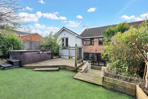 undefined, Valley Rise, Royston SG8