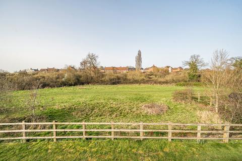 undefined, Elen Place, Berkshire RG42