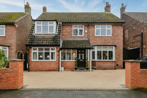 4 bedroom detached house for sale - Bonnington Avenue, Crosby, L23