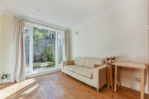 2 bedroom apartment for sale, Blackstock Road, Highbury, London, N5