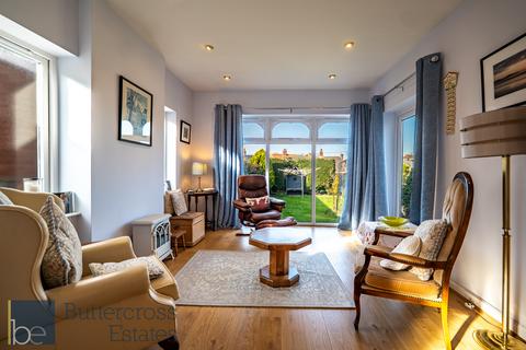 4 bedroom detached house for sale, Lincoln Road, Bassingham, LN5 9HE