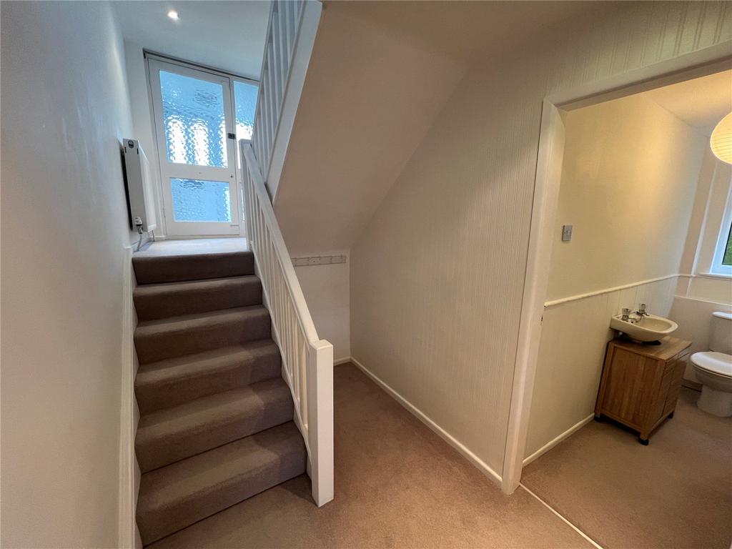 D/Stairs WC