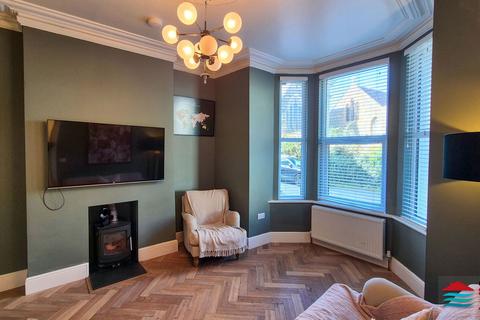 4 bedroom terraced house for sale, St. Peters Terrace, Pwllheli, LL53