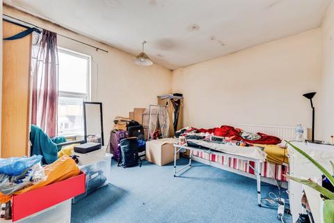 undefined, Graham Street, Swindon, Wiltshire, SN1