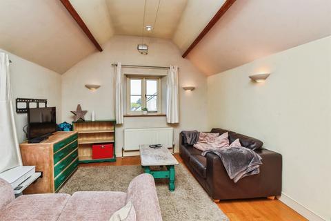 2 bedroom end of terrace house for sale, Ladds Lane, Chippenham