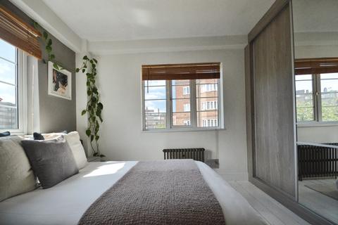 2 bedroom flat for sale, Chiswick Village, London, W4