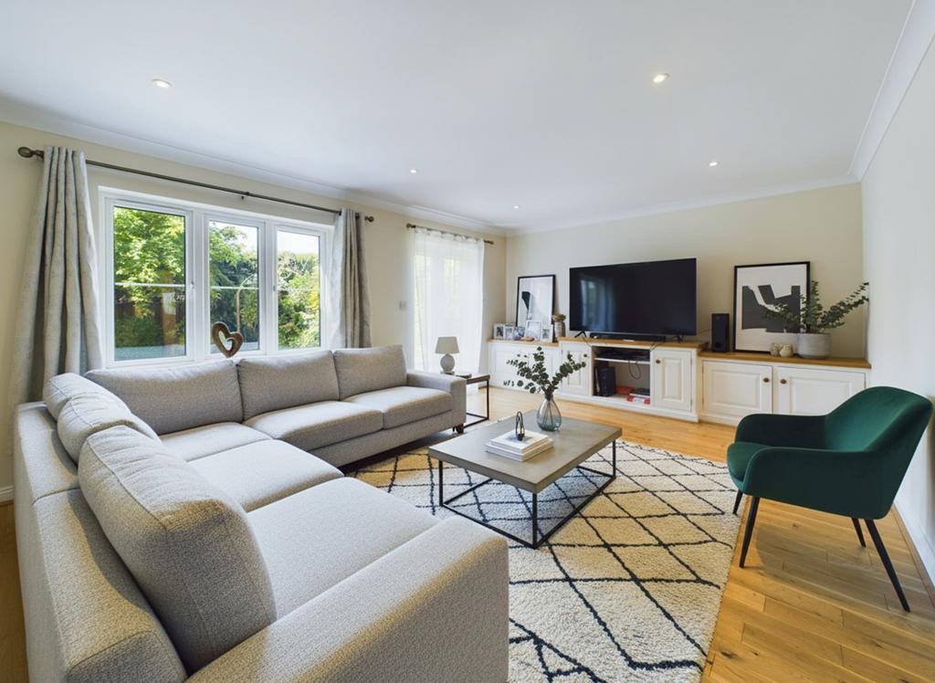 Cam02533 g0 pr0029 still004 001