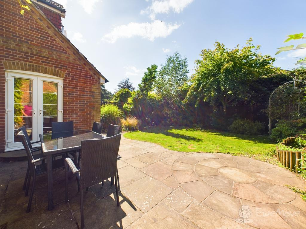 Cam02533 g0 pr0029 still016