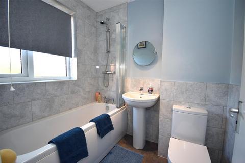 3 bedroom semi-detached house for sale, Waverdale Way, South Shields